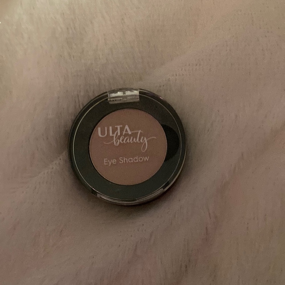 Ulta Beauty eye shadow
